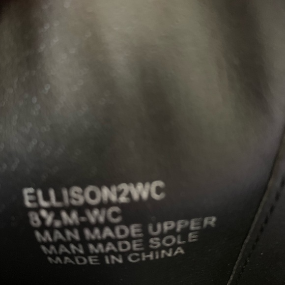 Boots - Picture 7 of 8